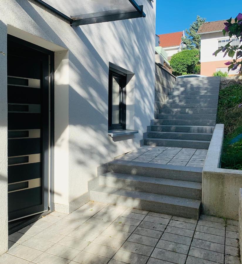 Firmen & Ferienwohnung Brecht 1 Waibstadt Exterior photo
